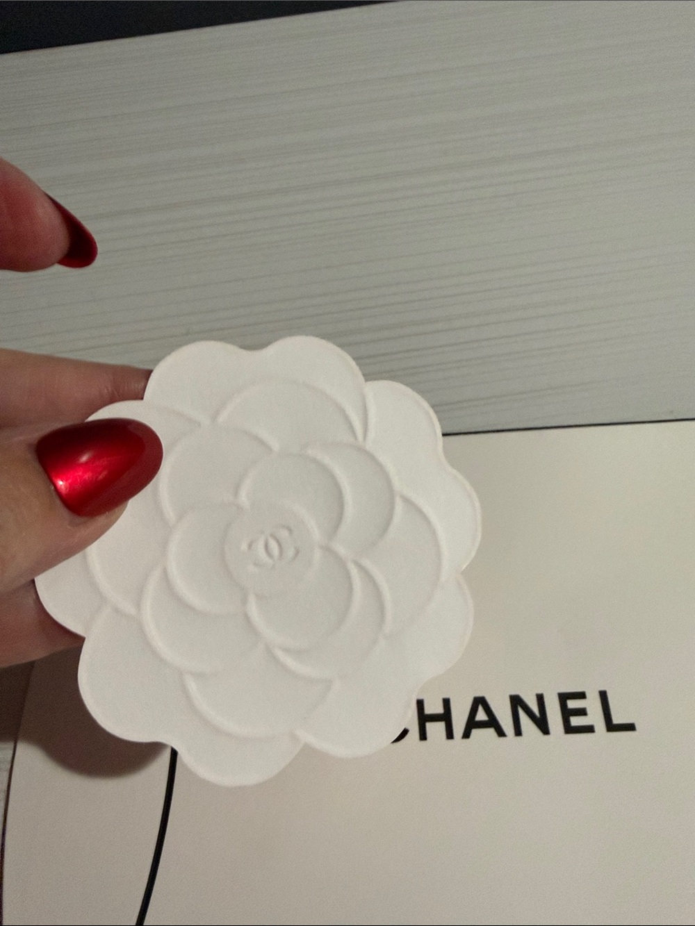 Chanel box and doo hinkey - Picture 2 of 2